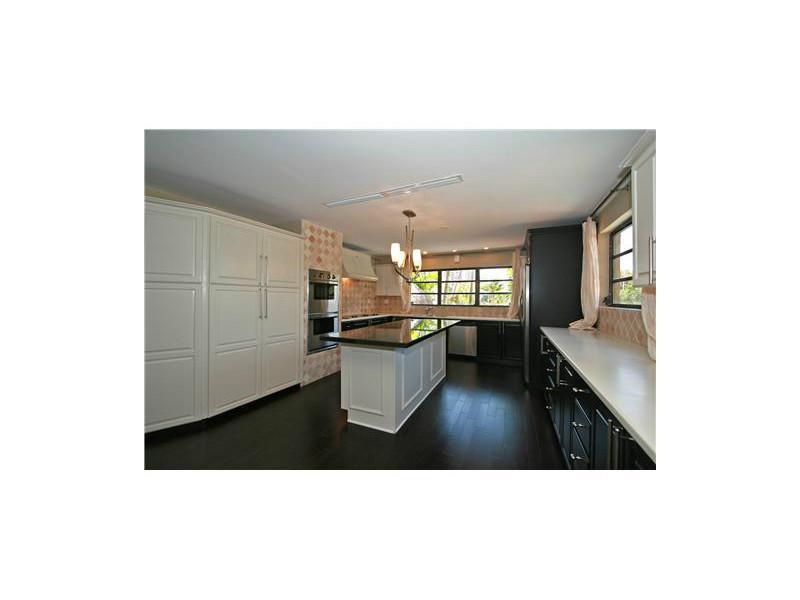 SUNRISE HARBOUR REV PL - Residential