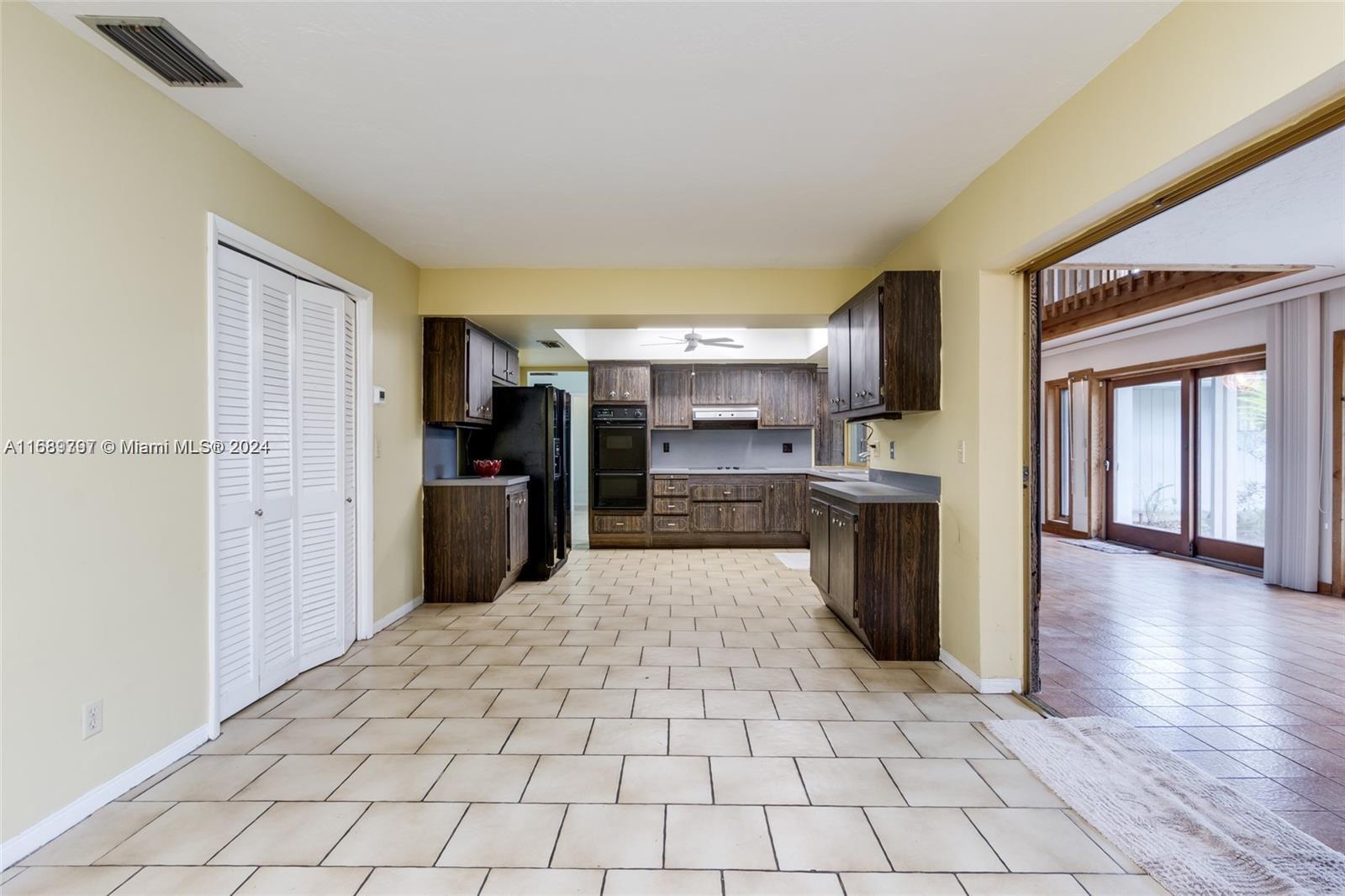 HOLLYWOOD HILLS AMEN PLAT - Residential