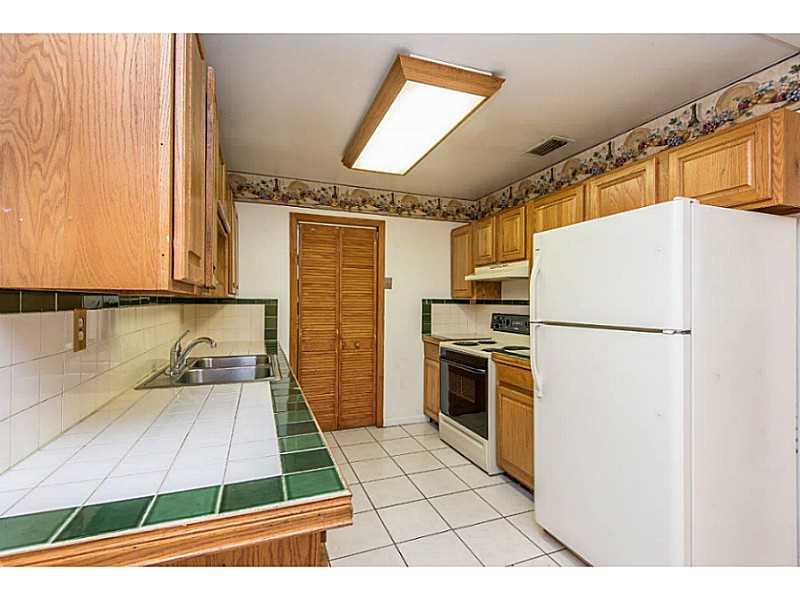 SOUTH MIAMI HGTS ADD C - Residential Lease