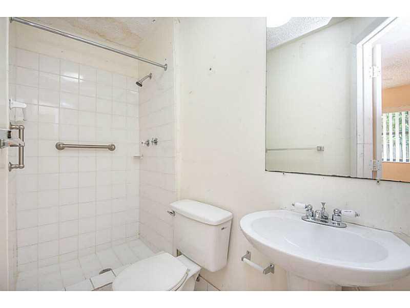 SOUTH MIAMI HGTS ADD C - Residential Lease