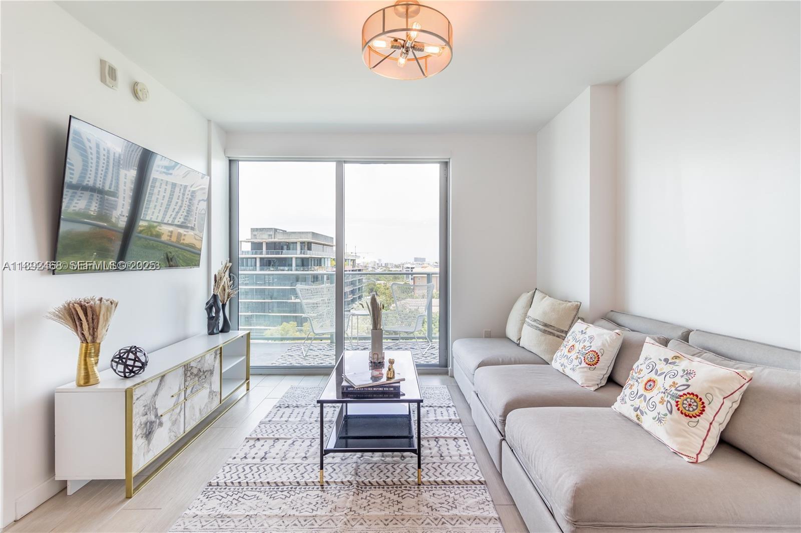 LE PARC AT BRICKELL CONDO - Residential