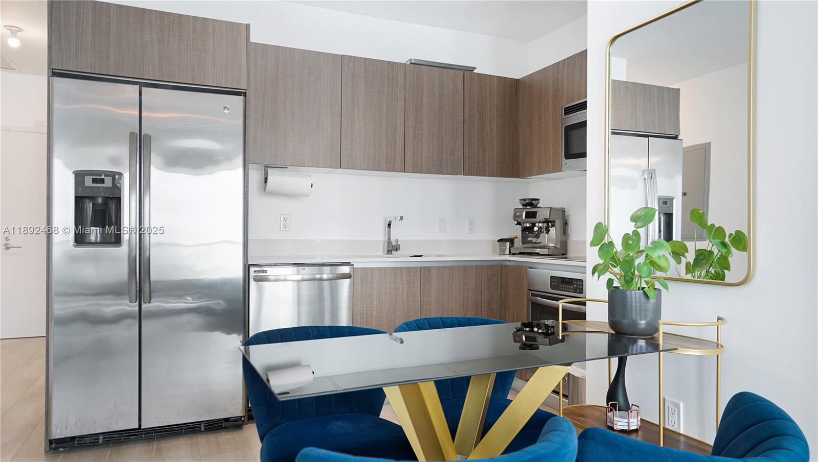 LE PARC AT BRICKELL CONDO - Residential