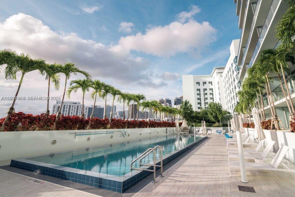 LE PARC AT BRICKELL CONDO - Residential