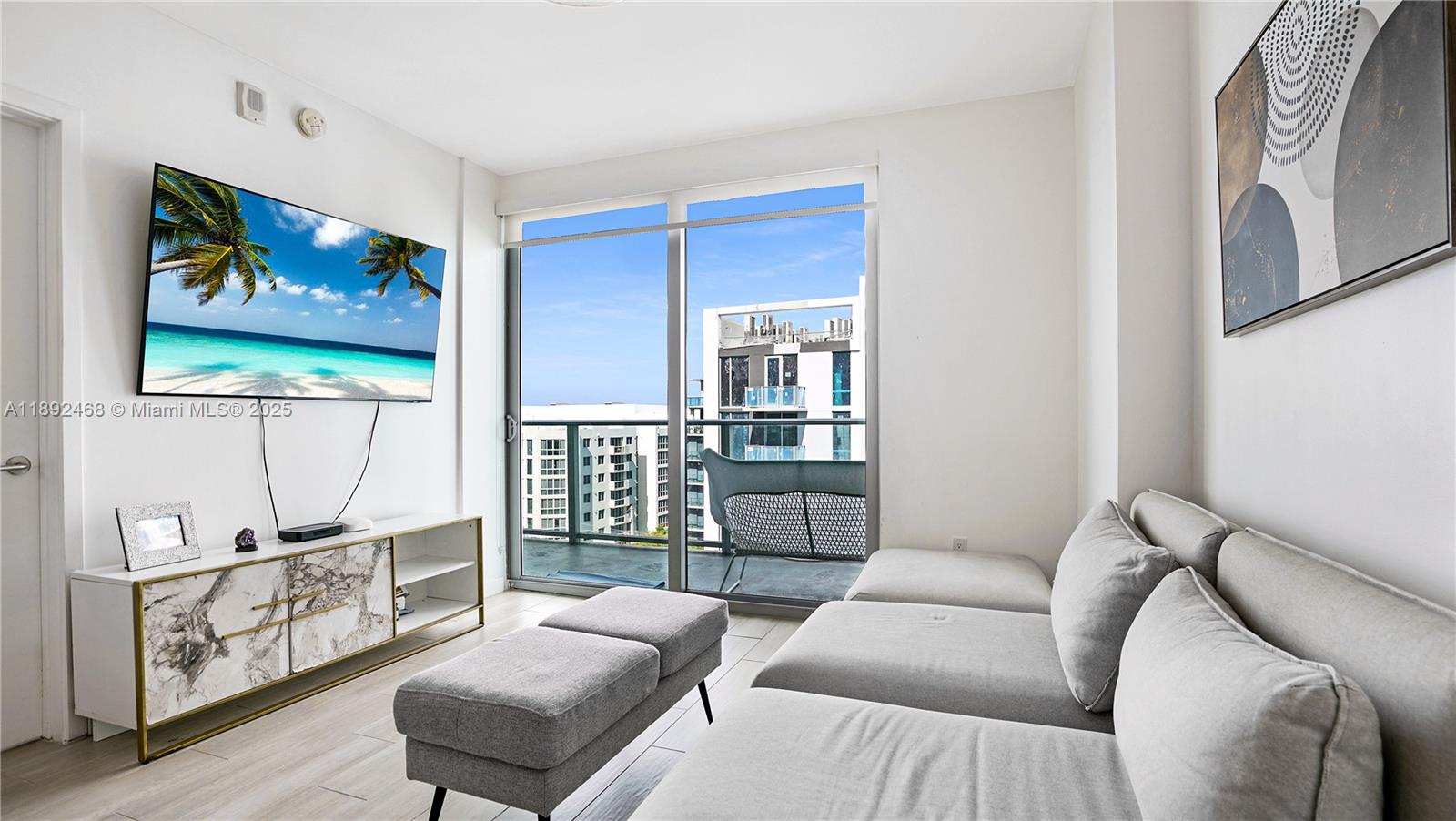 LE PARC AT BRICKELL CONDO - Residential