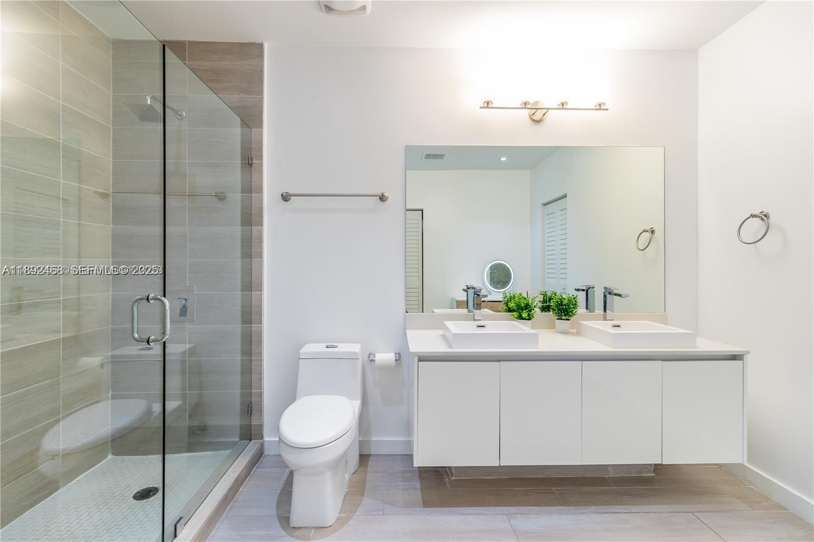 LE PARC AT BRICKELL CONDO - Residential