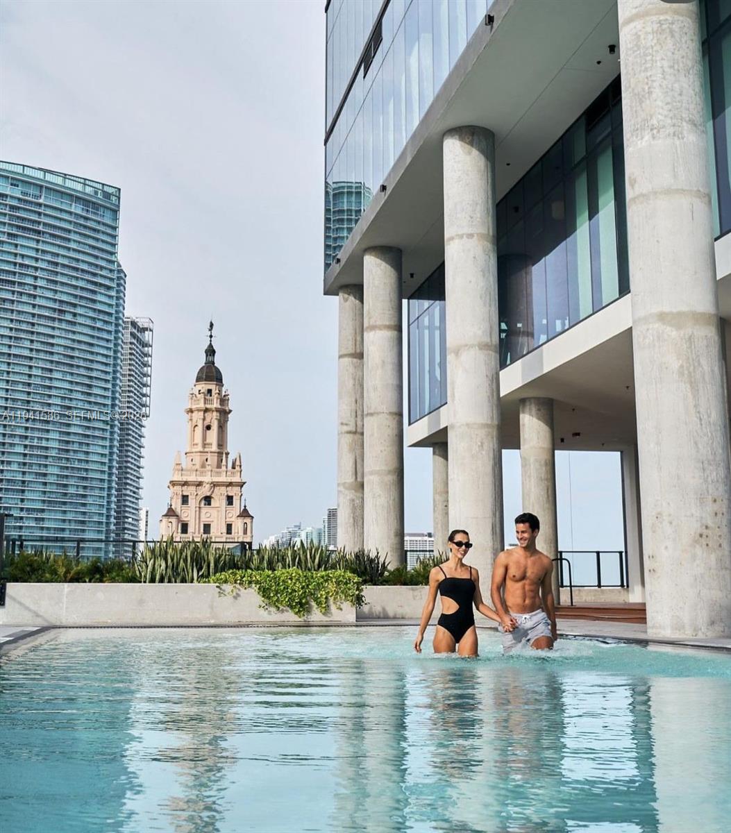 THE ELSER HOTEL & RESIDENC - Residential Lease