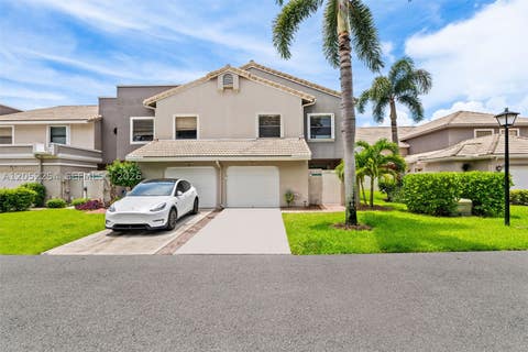 Photo of 5285 Monterey Circle #I-(60), Delray Beach, FL 33484 (MLS # A12052254)
