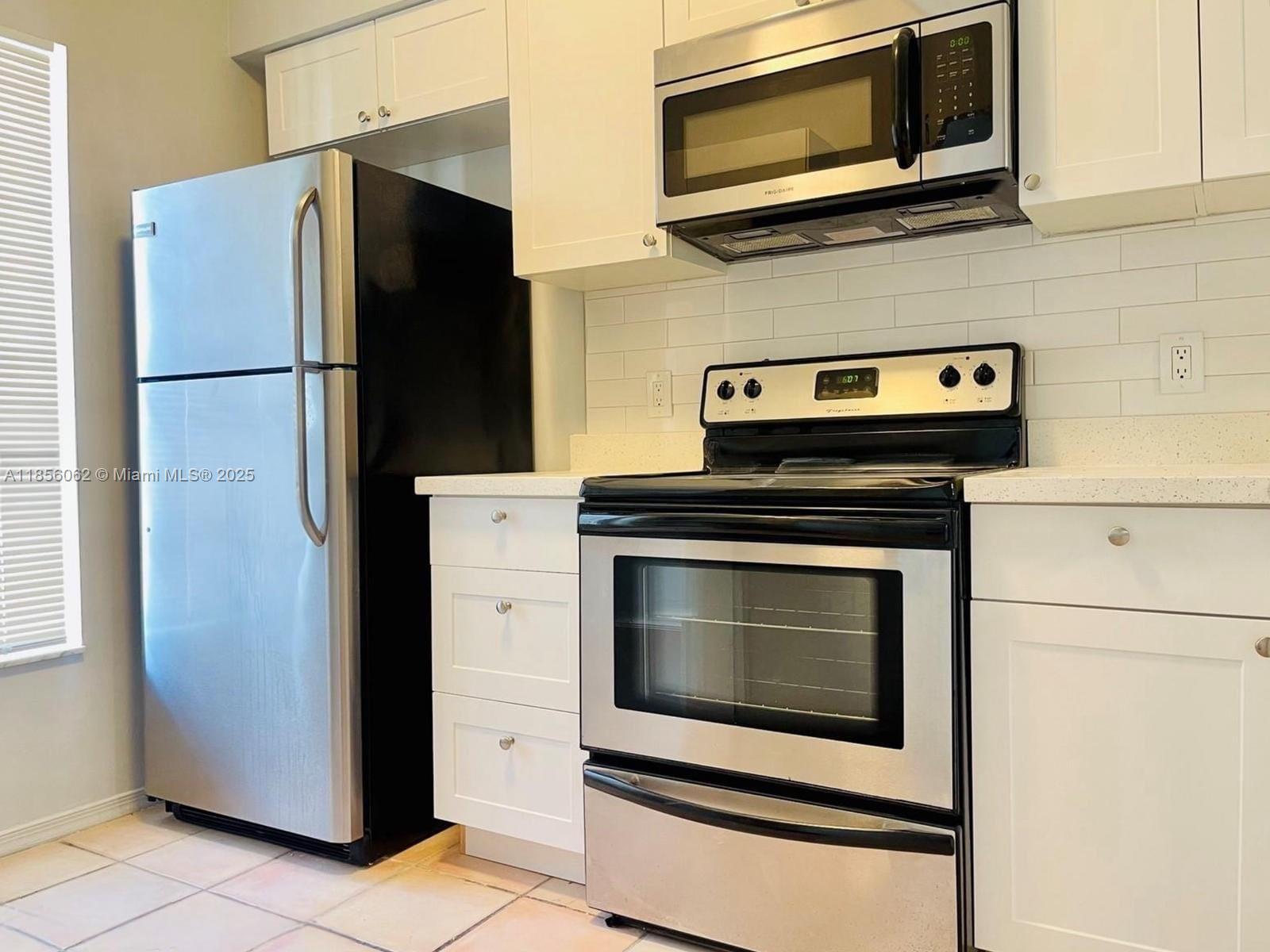 48 Whitehead Cir 48