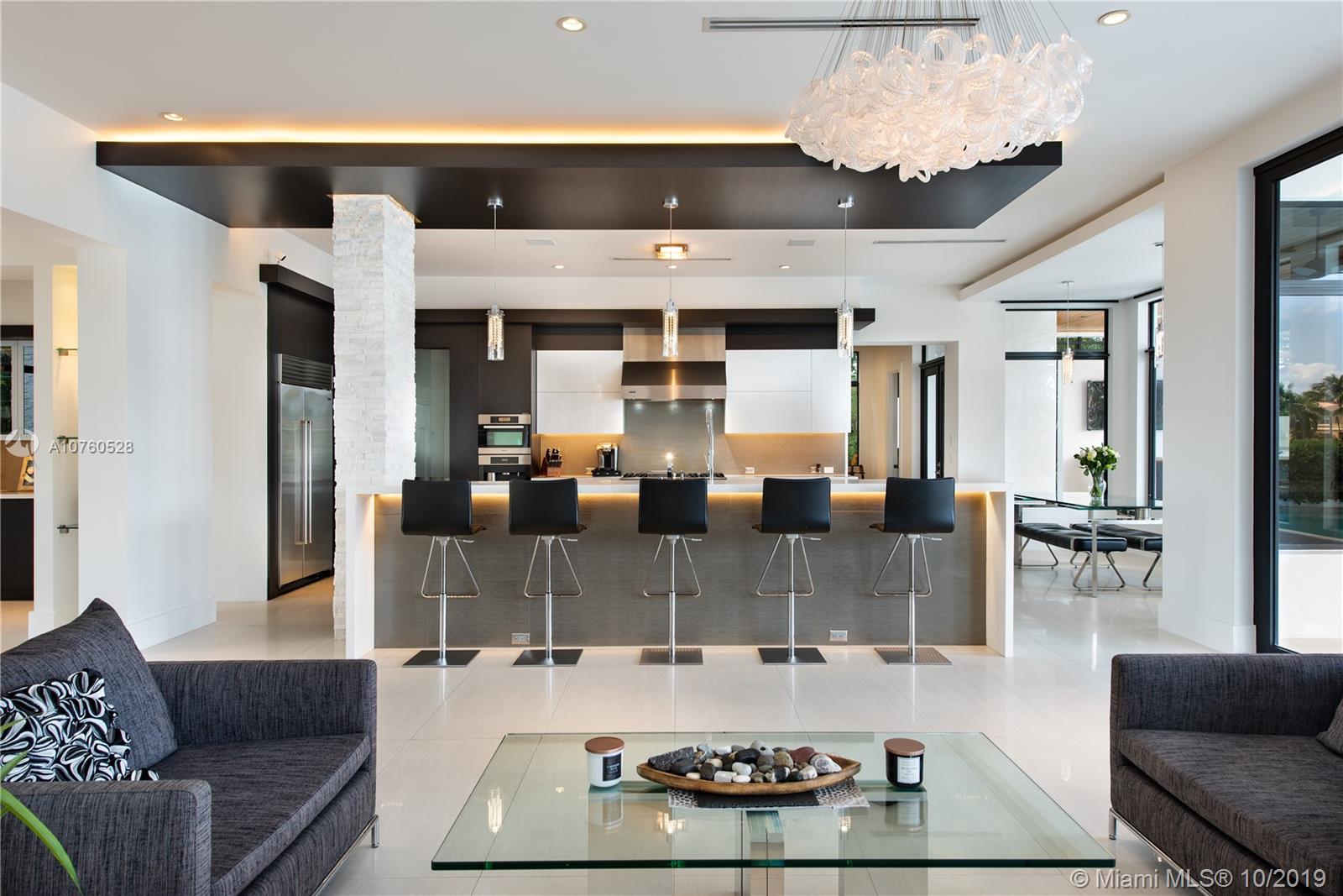 HOLLYWOOD GOLF ESTATES SE - Residential