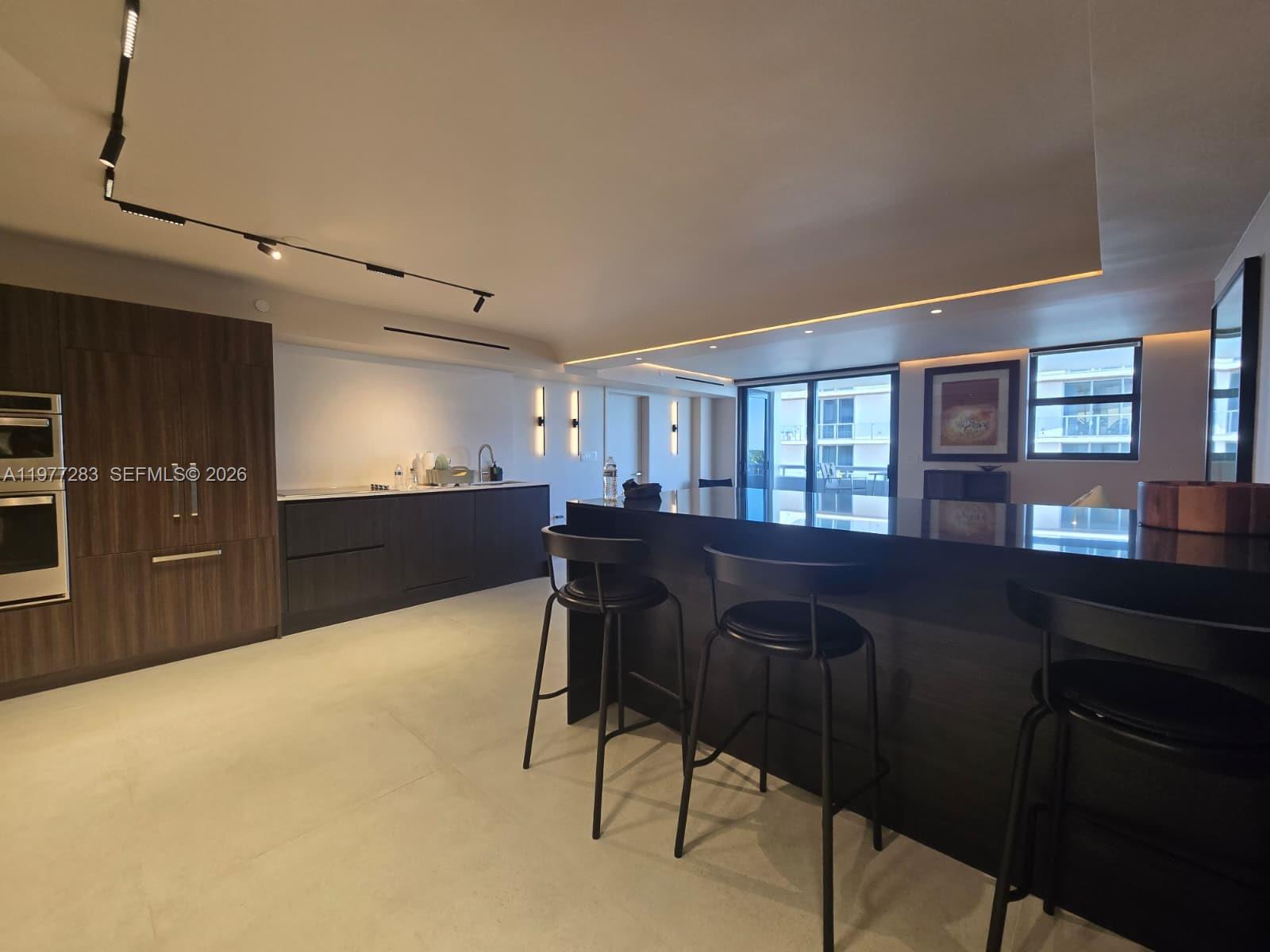 INDIAN CREEK CL MARINA CO - Residential Lease