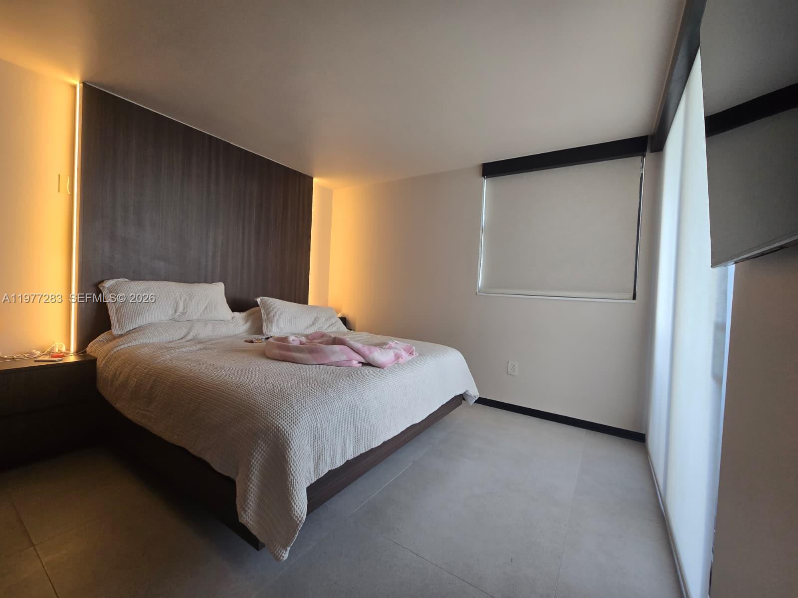 INDIAN CREEK CL MARINA CO - Residential Lease