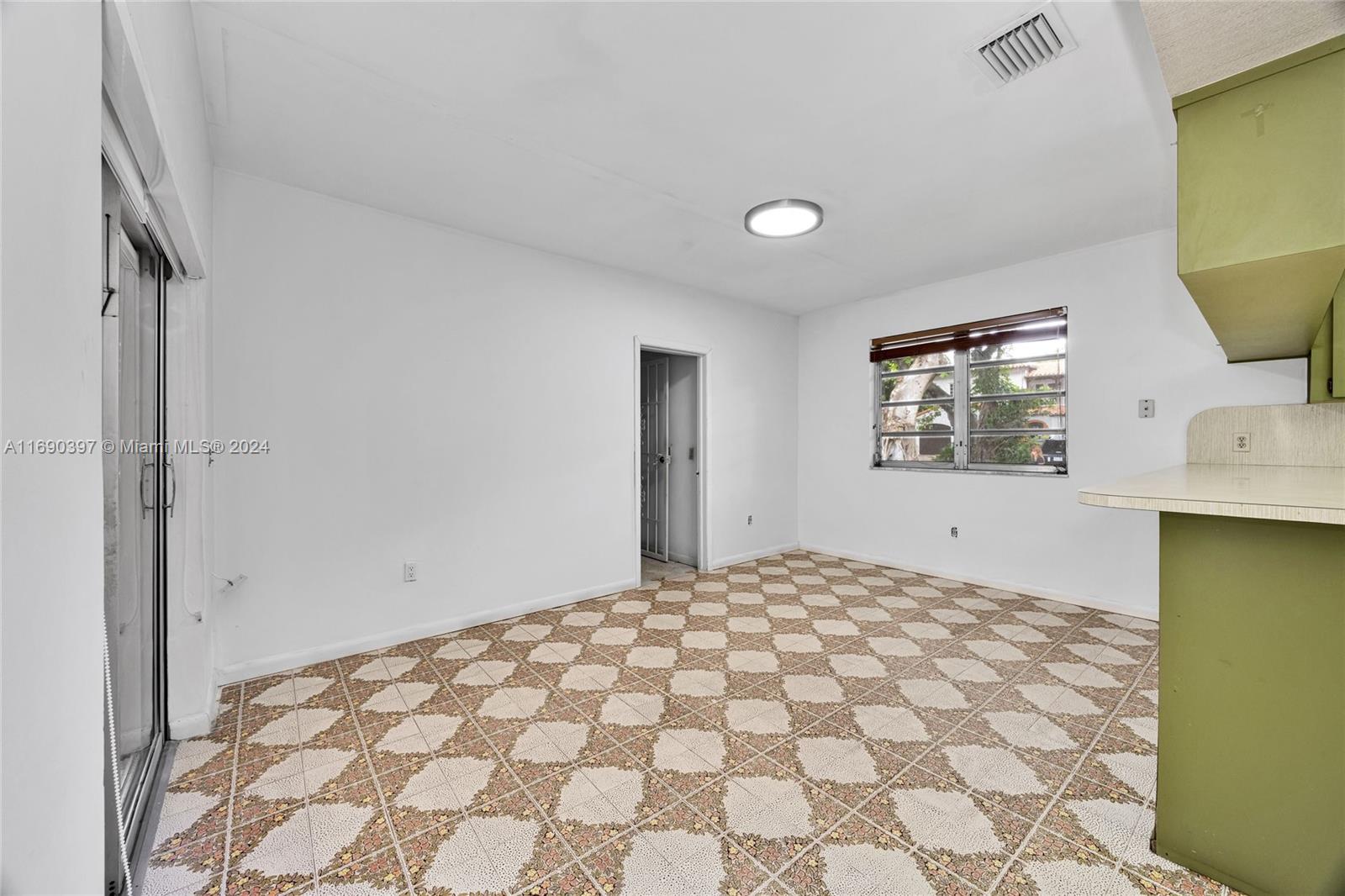 CORAL GABLES SEC A - Residential