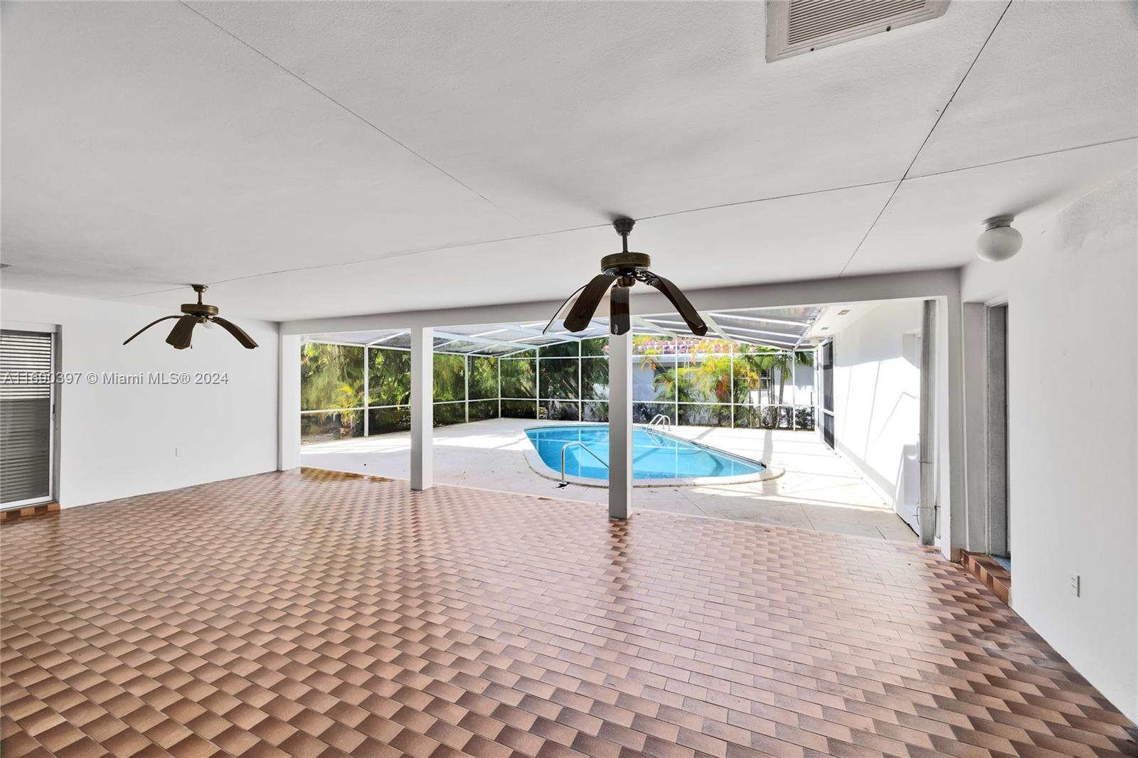CORAL GABLES SEC A - Residential