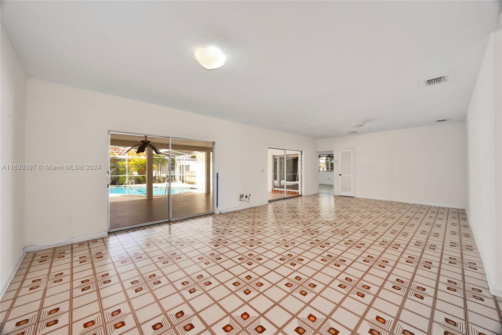 CORAL GABLES SEC A - Residential