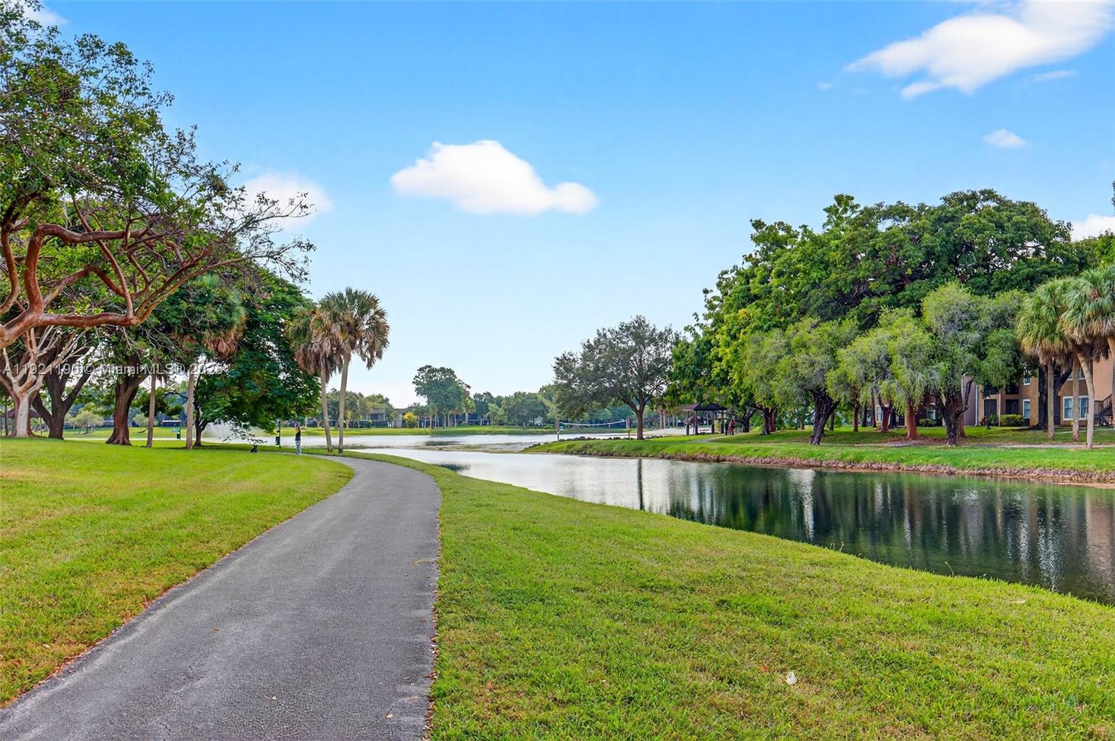 PALM POINT SEC 2 - Residential