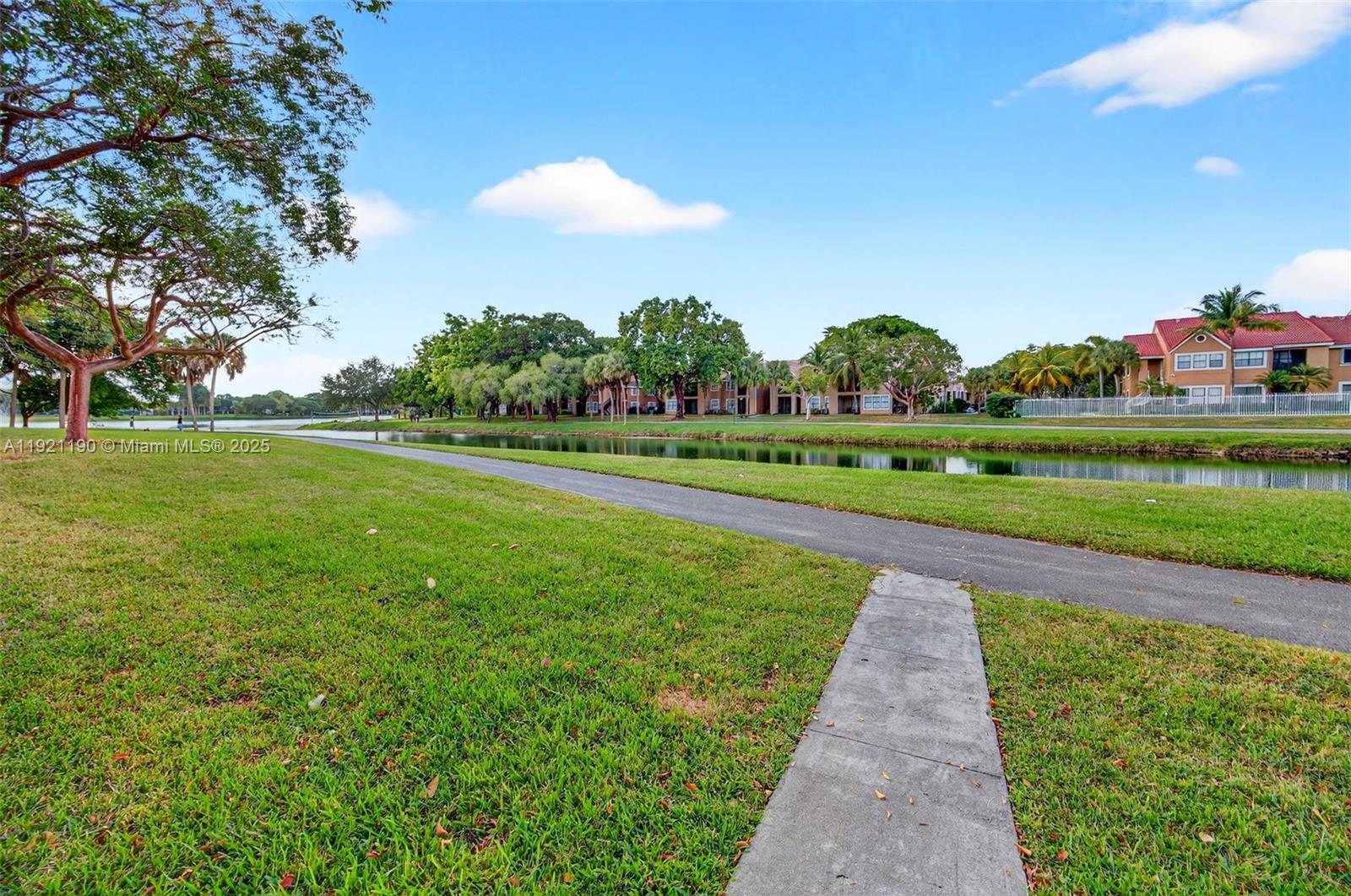 PALM POINT SEC 2 - Residential