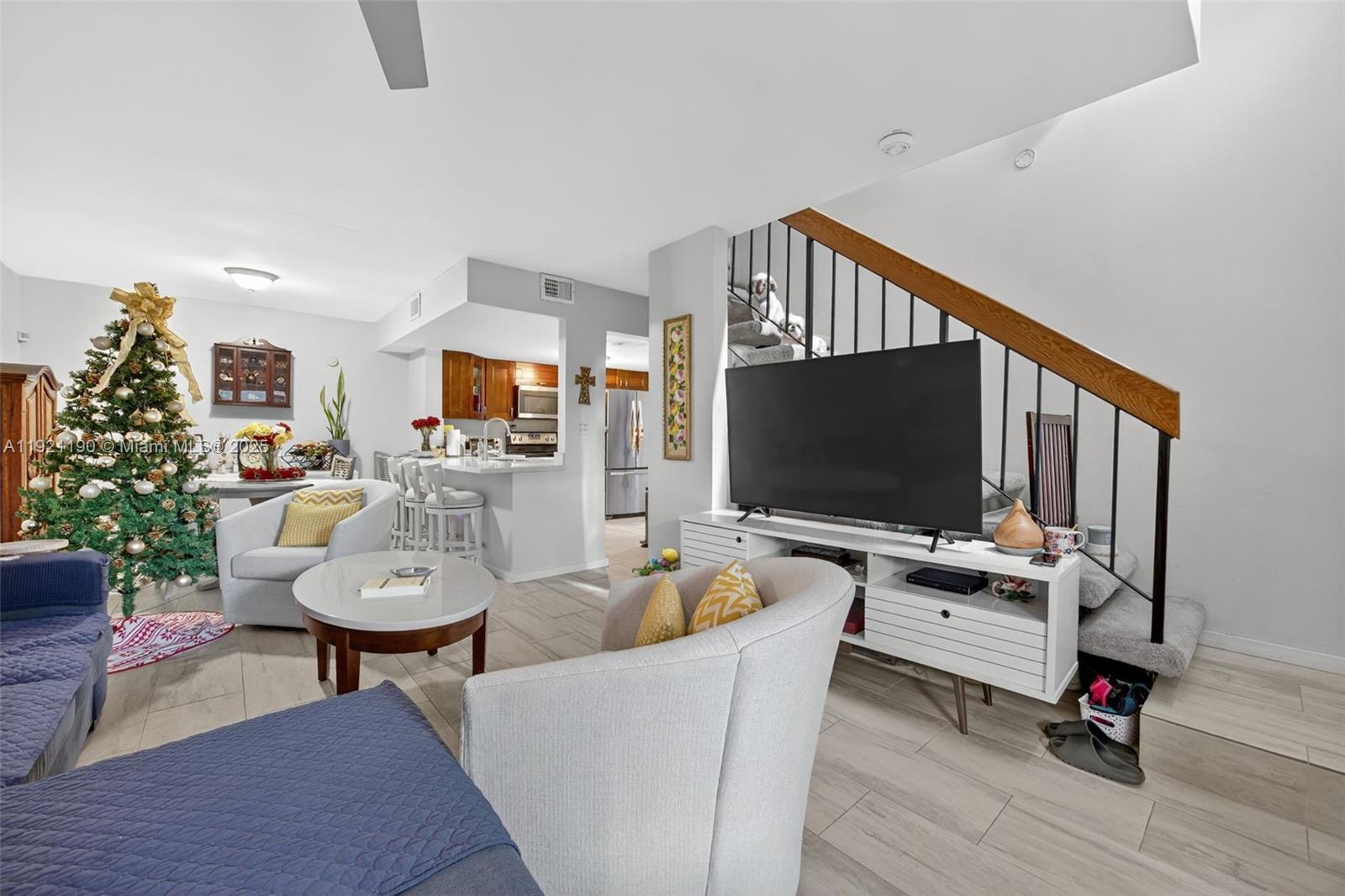 PALM POINT SEC 2 - Residential