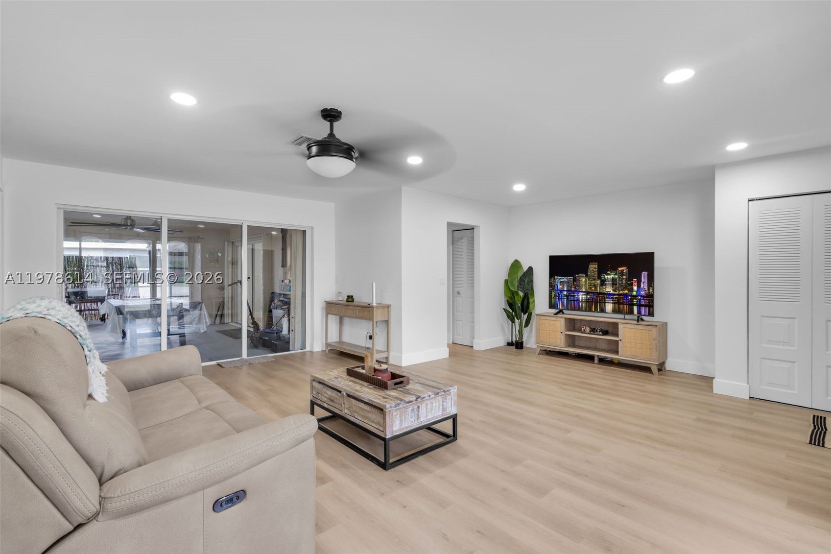 1180 NW 49th Ct