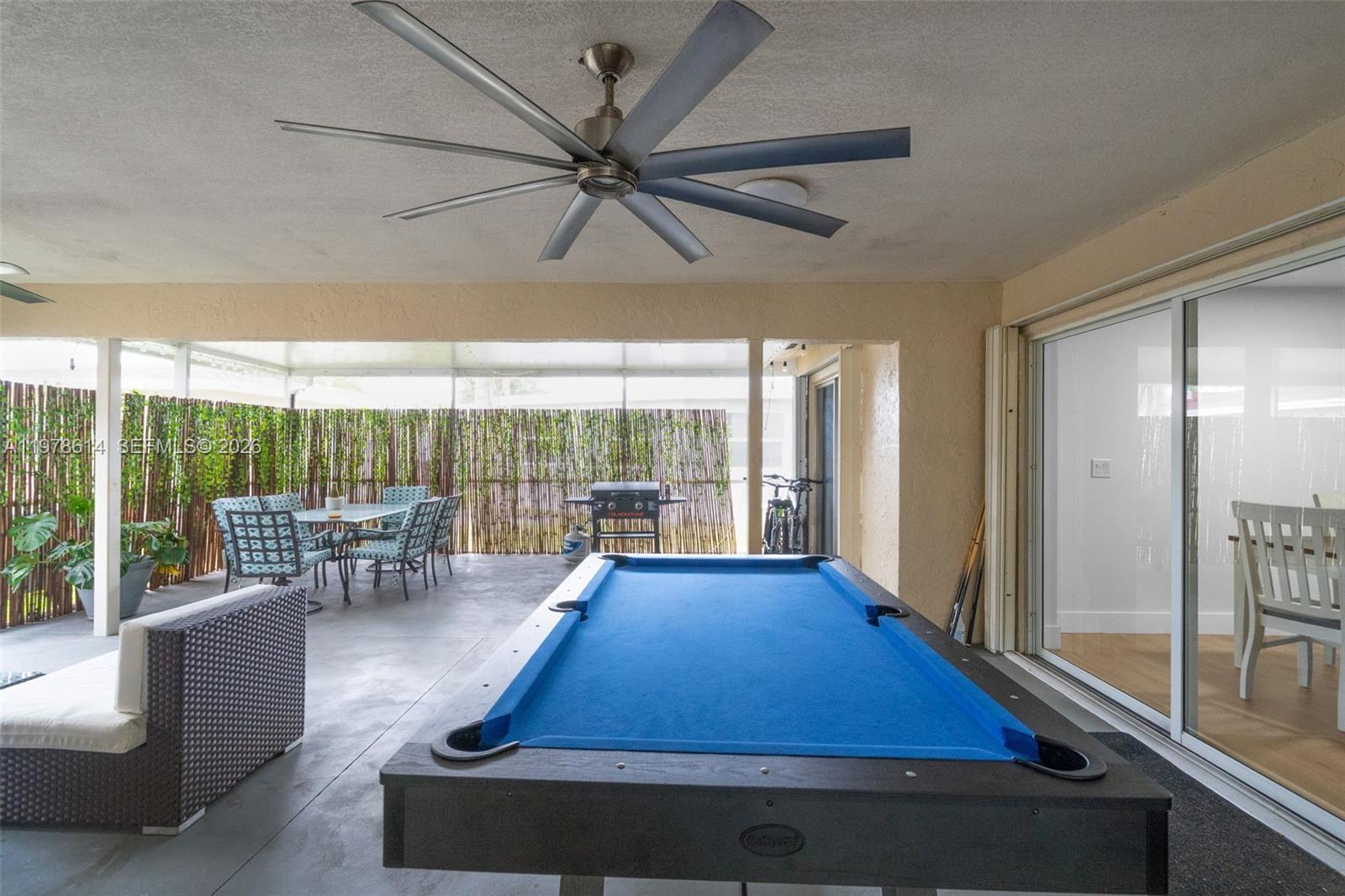 CRYSTAL LAKE 4TH SEC - Residential