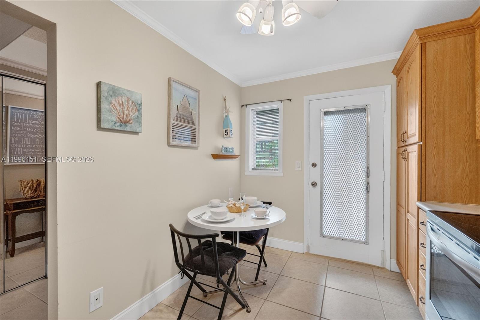 LAUDERDALE OAKS CONDO XII - Residential