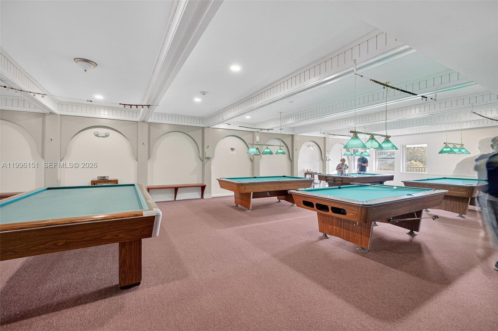 LAUDERDALE OAKS CONDO XII - Residential