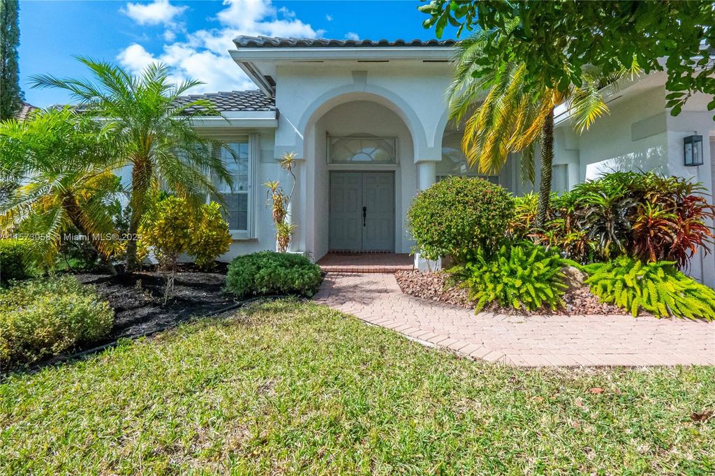 Photo of 12236 Rockledge Cir, Boca Raton, FL 33428 (MLS # A11573058)