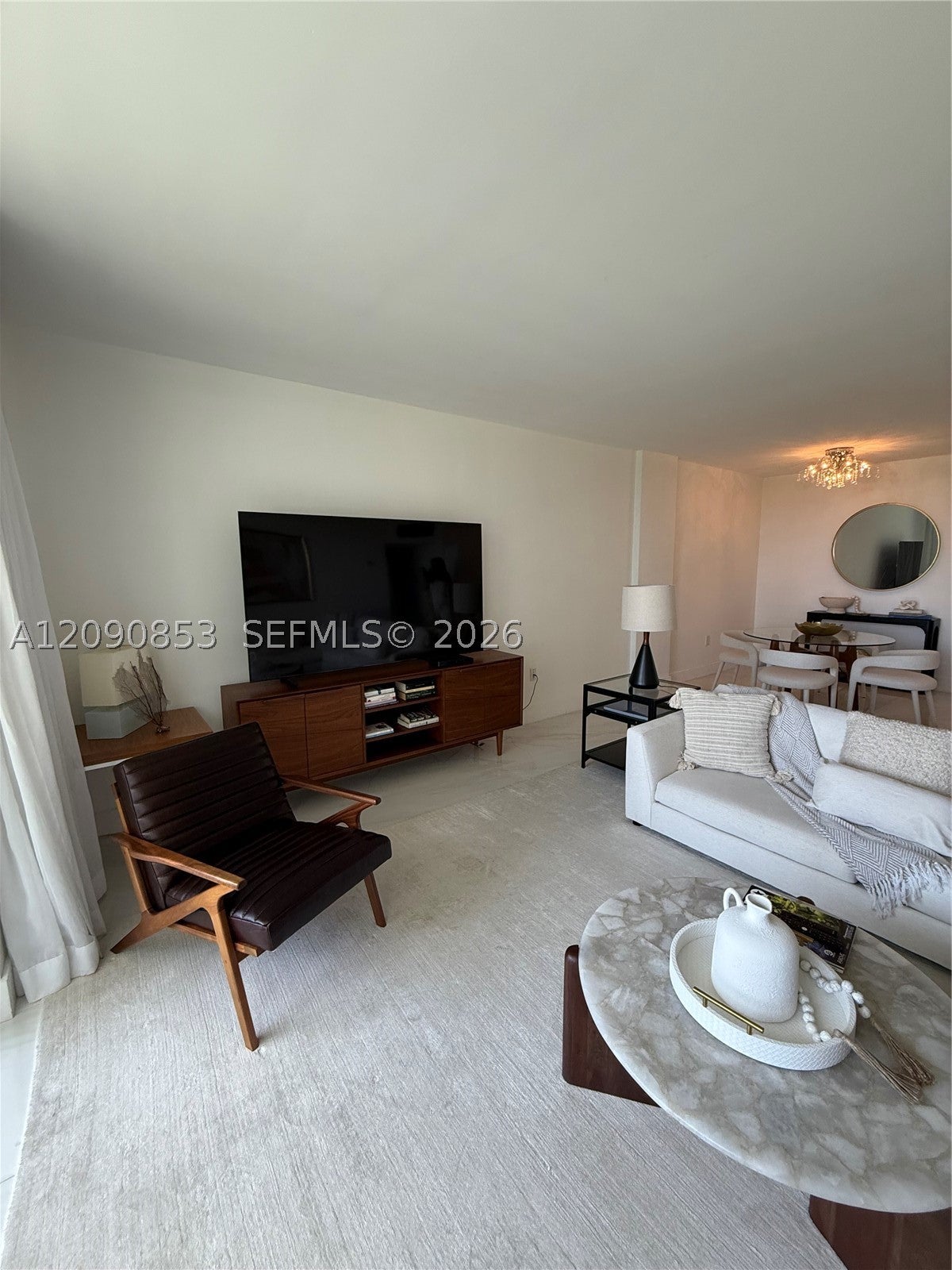 10275 Collins Ave 434