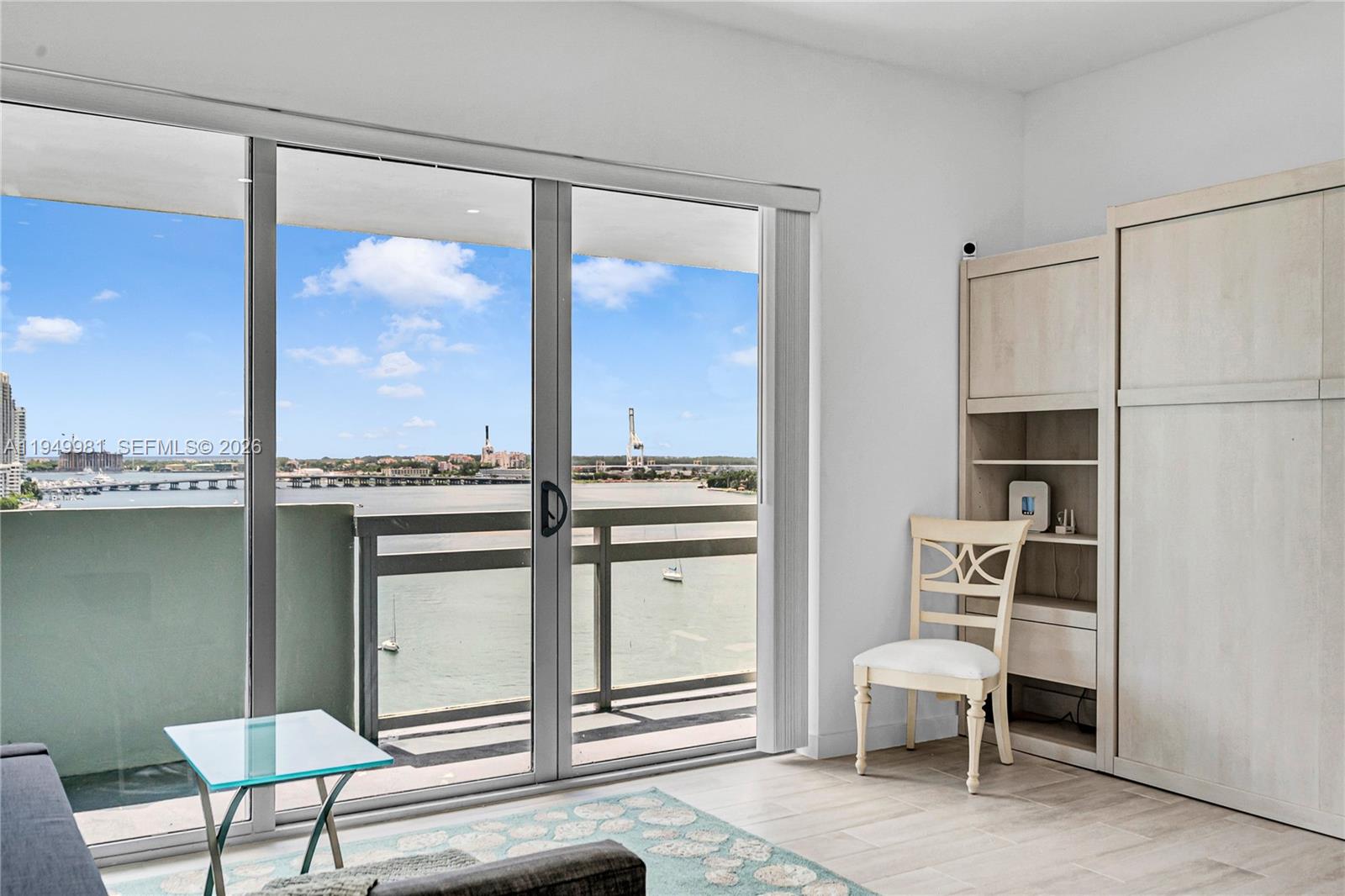 FLAMINGO SOUTH BEACH I CO - Residential Lease