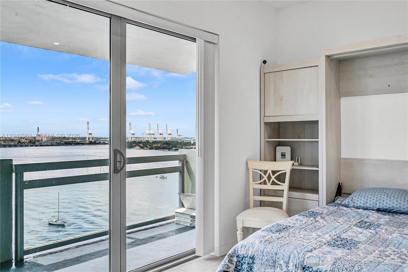 FLAMINGO SOUTH BEACH I CO - Residential Lease