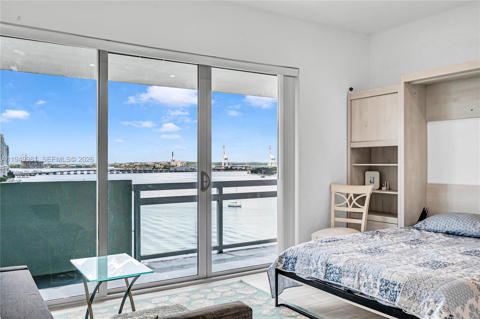 FLAMINGO SOUTH BEACH I CO - Residential Lease