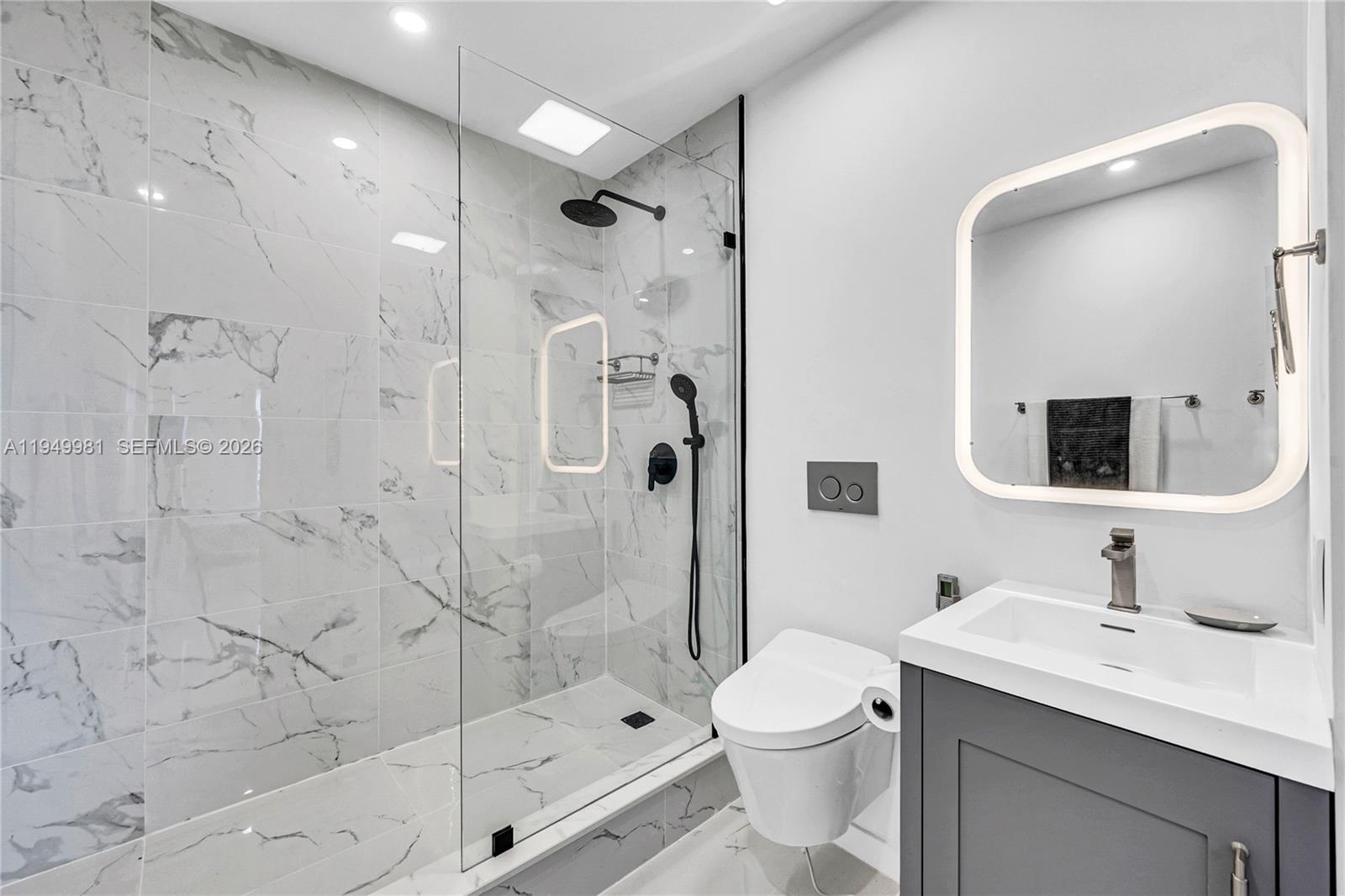 FLAMINGO SOUTH BEACH I CO - Residential Lease