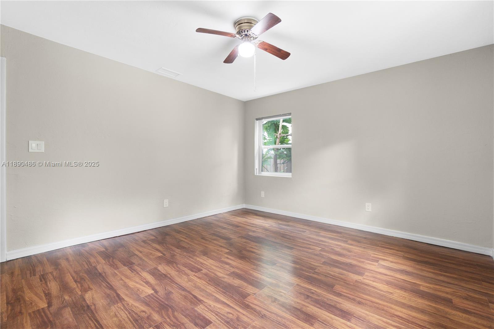 DIXIE HEIGHTS - Residential