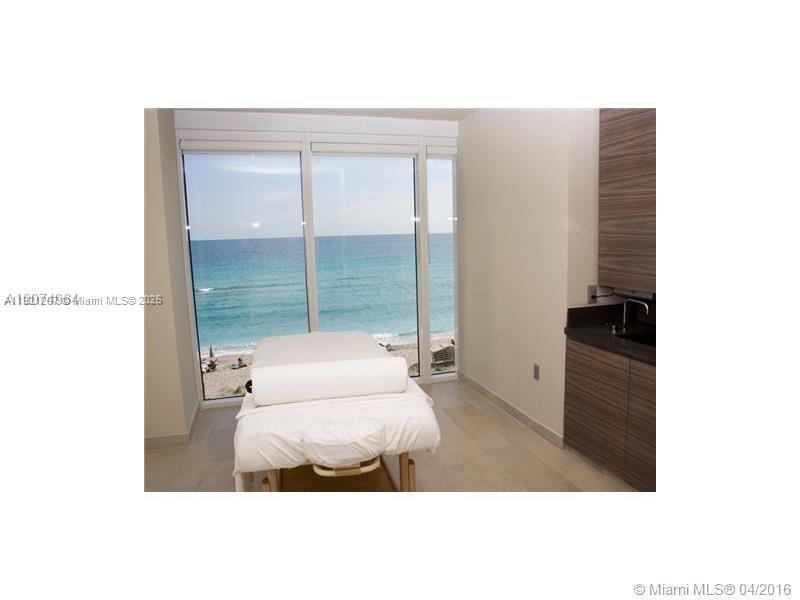 BEACH CLUB CONDO - Residential Lease