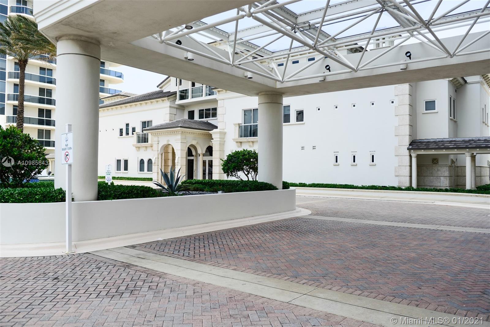 GREEN DIAMOND CONDO - Residential