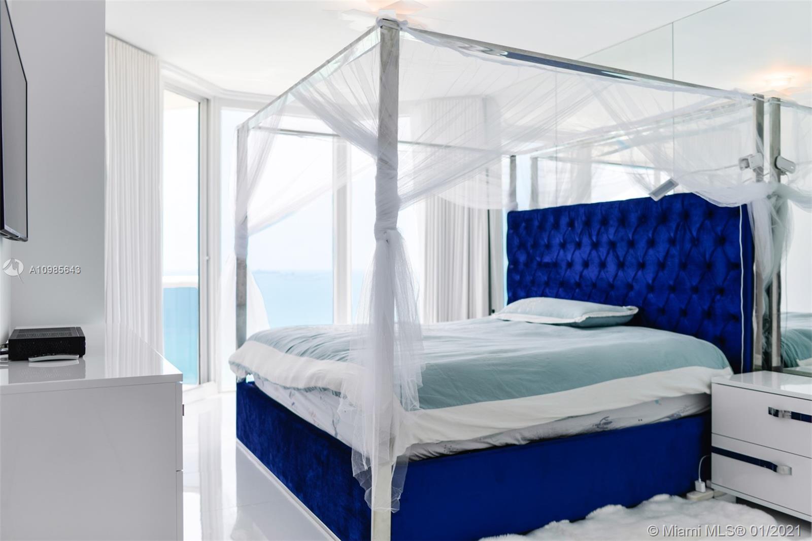 GREEN DIAMOND CONDO - Residential