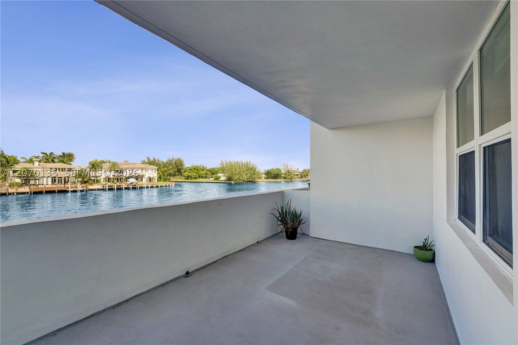 1400 S Ocean Dr 205