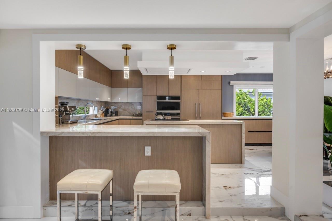 CRYSTAL VIEW - Residential Lease