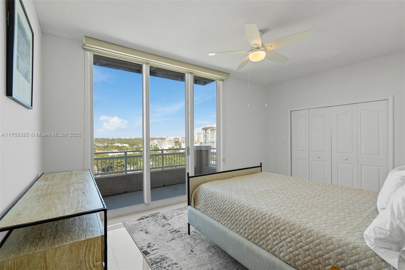 2665 SW 37th Ave PH1610