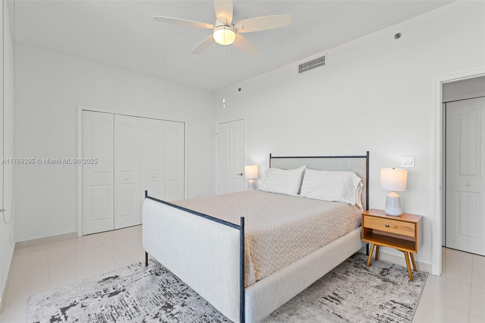 DA VINCI ON DOUGLAS CONDO - Residential