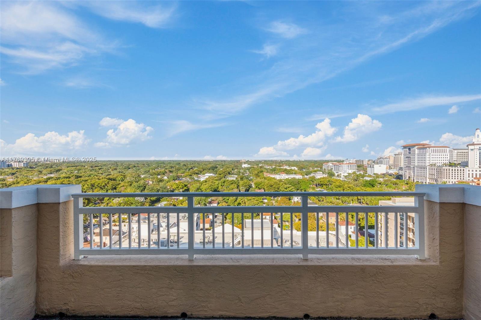 DA VINCI ON DOUGLAS CONDO - Residential