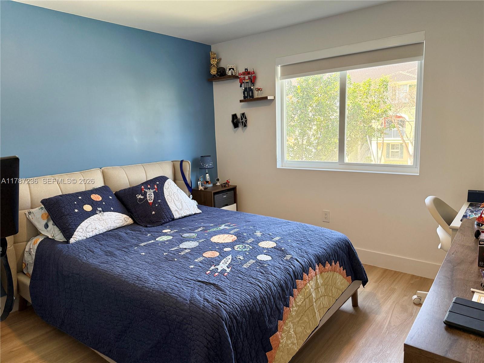 ISLANDS AT DORAL 1ST ADDI - Residential