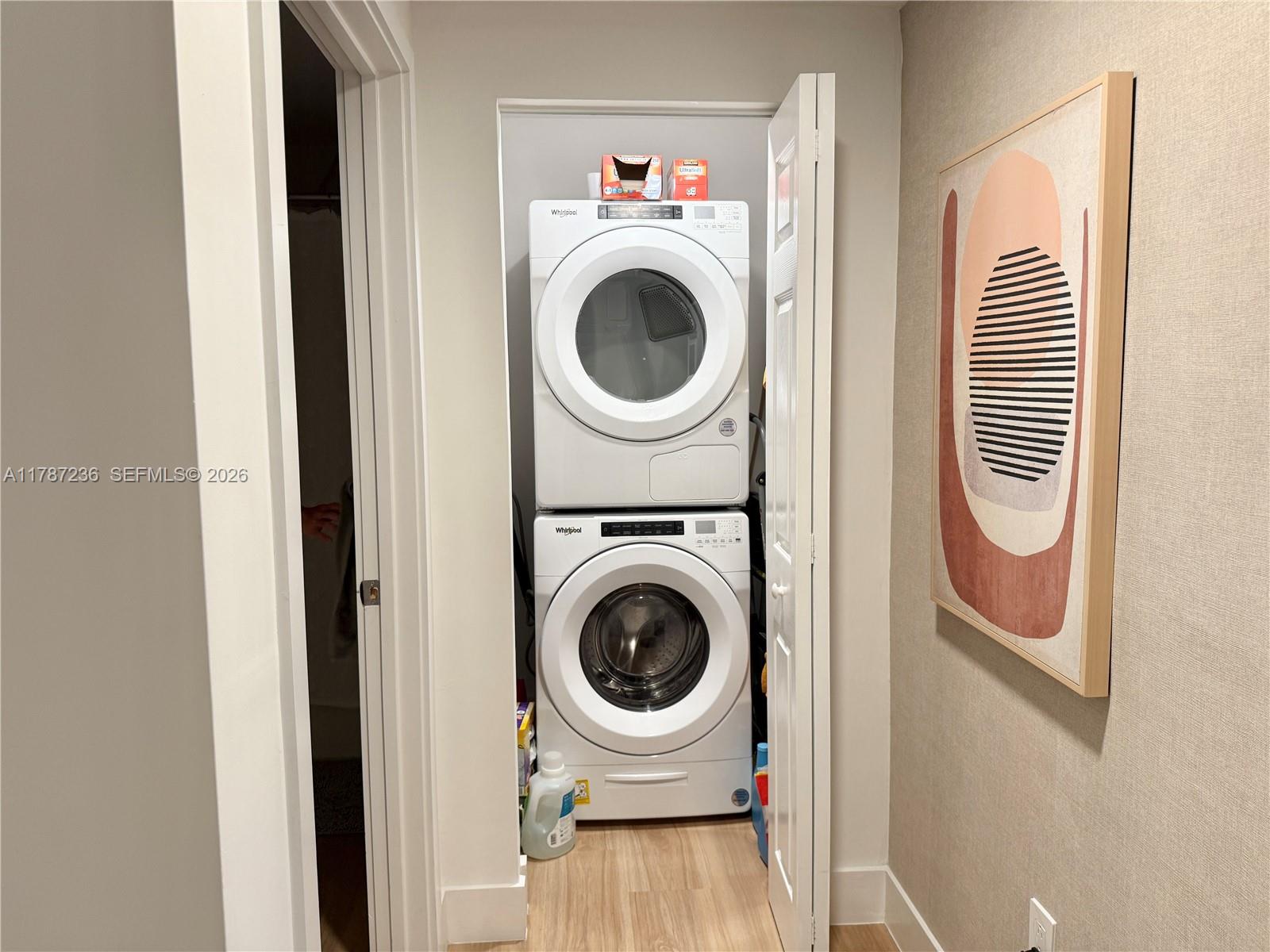 ISLANDS AT DORAL 1ST ADDI - Residential