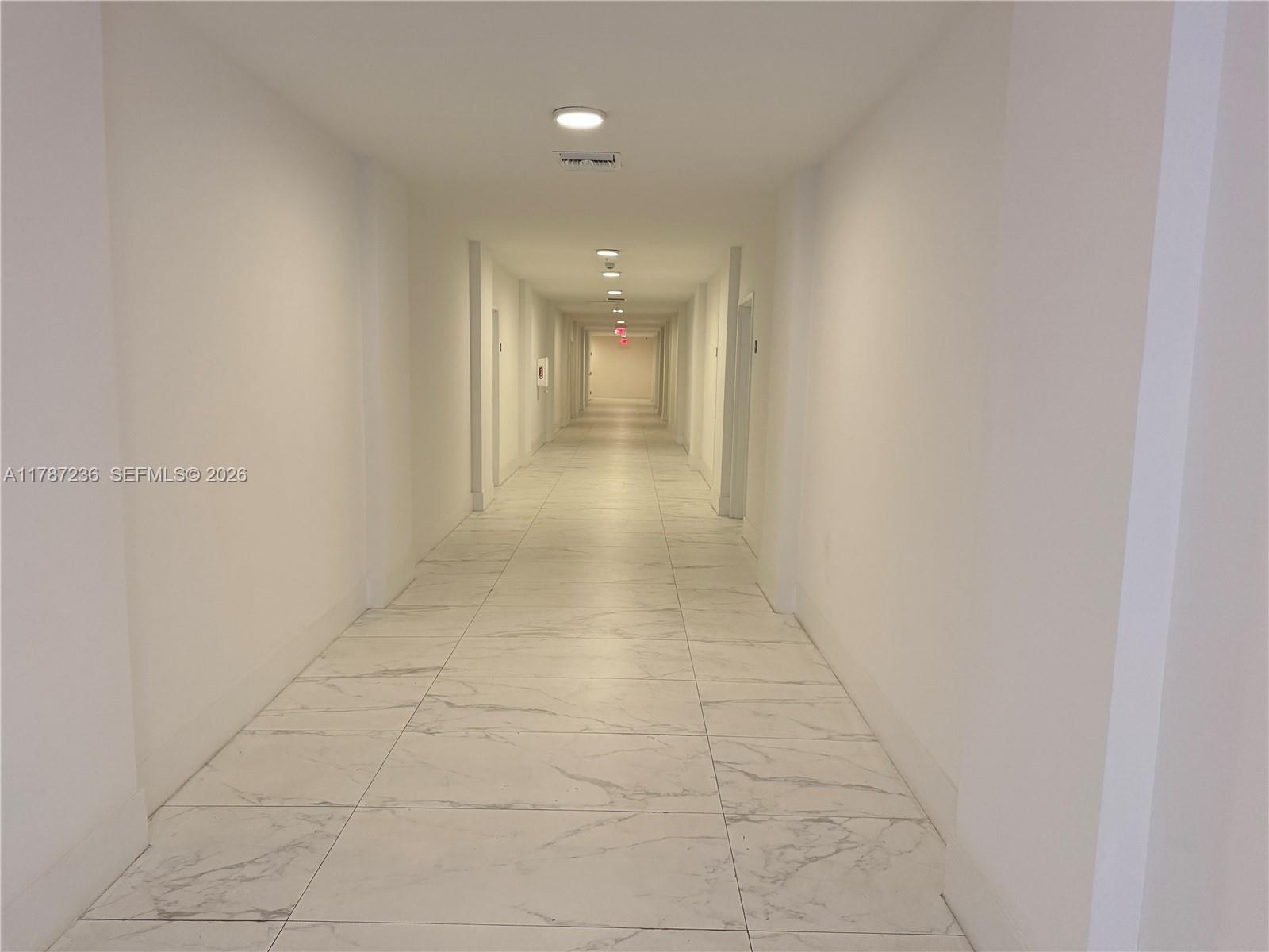 ISLANDS AT DORAL 1ST ADDI - Residential