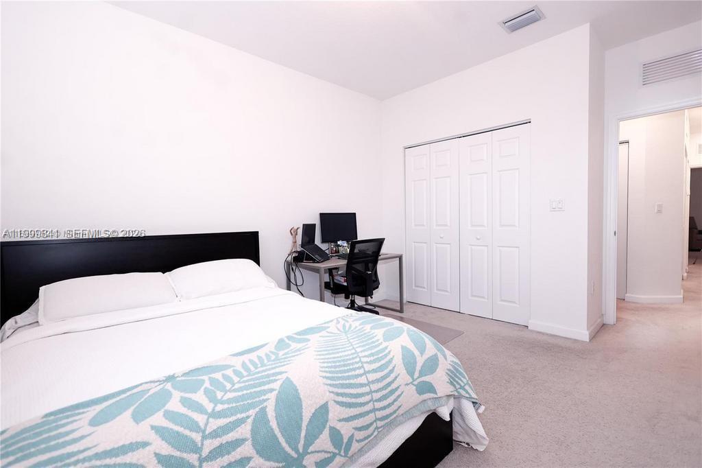 STELLAR PEMBROKE PINES - Residential