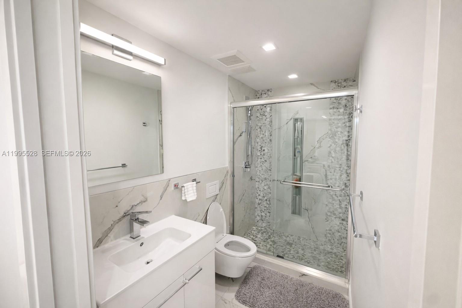 MARINA TOWER CONDO - Residential