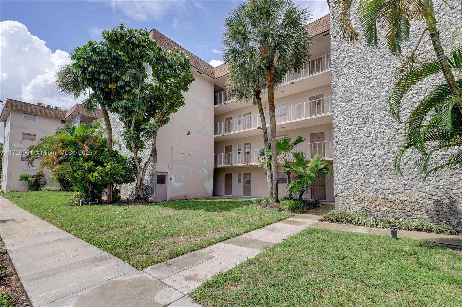 Property for Sale at 8141 Sw 24th Ct 306, Davie, Broward County, Florida - Bedrooms: 2 
Bathrooms: 2  - $249,900