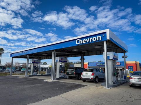 Confidential Lakeland FL 33801