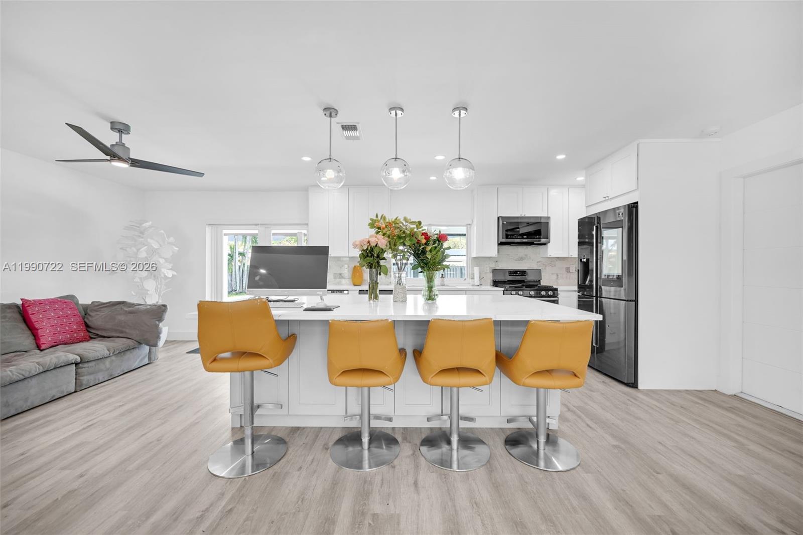 MIRROR LAKE ESTATES SEC S - Residential