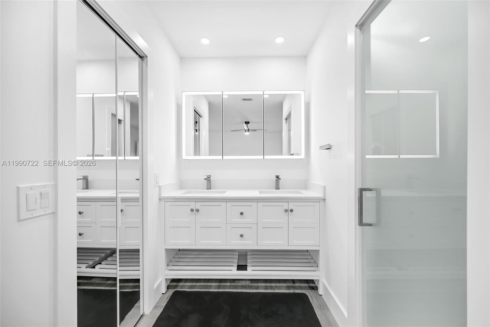 MIRROR LAKE ESTATES SEC S - Residential