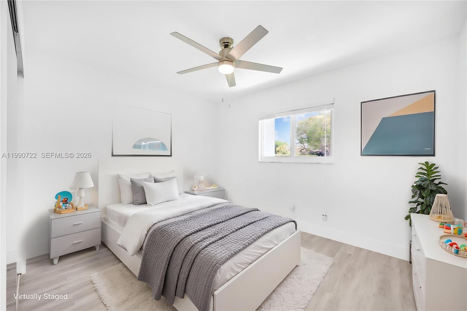 MIRROR LAKE ESTATES SEC S - Residential